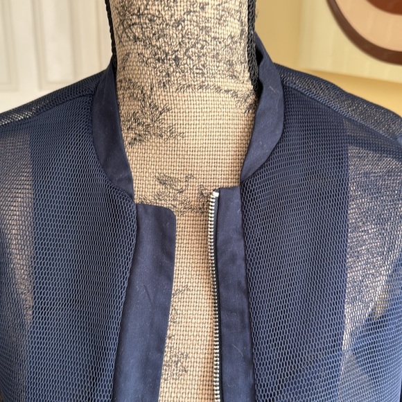 Jacket - Picture 5 of 6